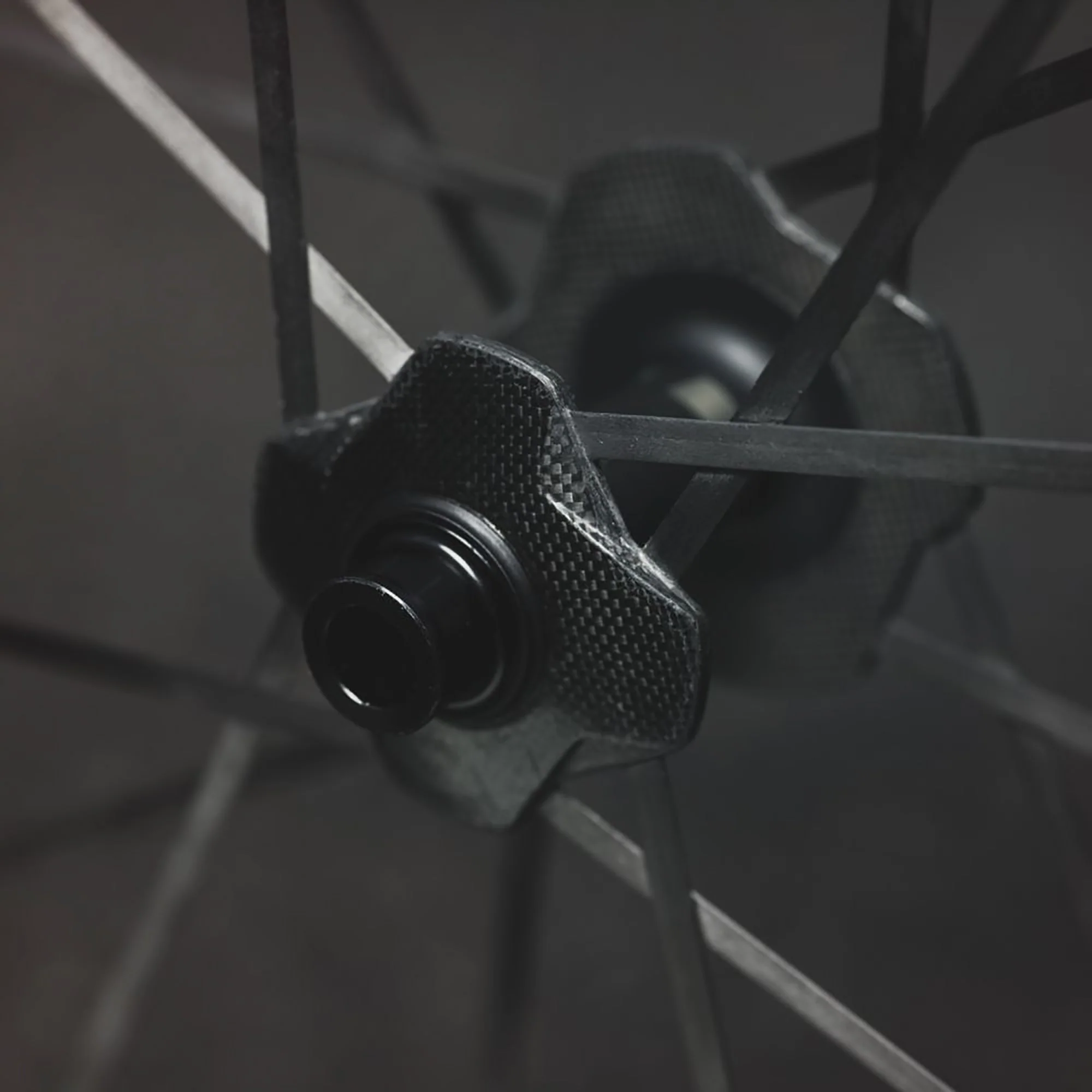 CADEX Max 40 Disc Tubeless Wheelset - Image 5