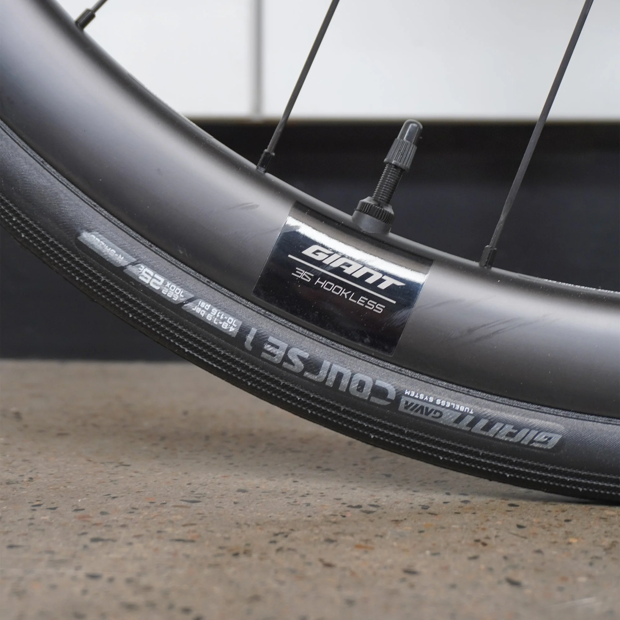Giant TCR Advanced Pro Disc 1 AX - Dark Iridescent - Image 6